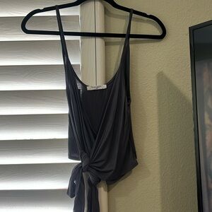 Project social t top